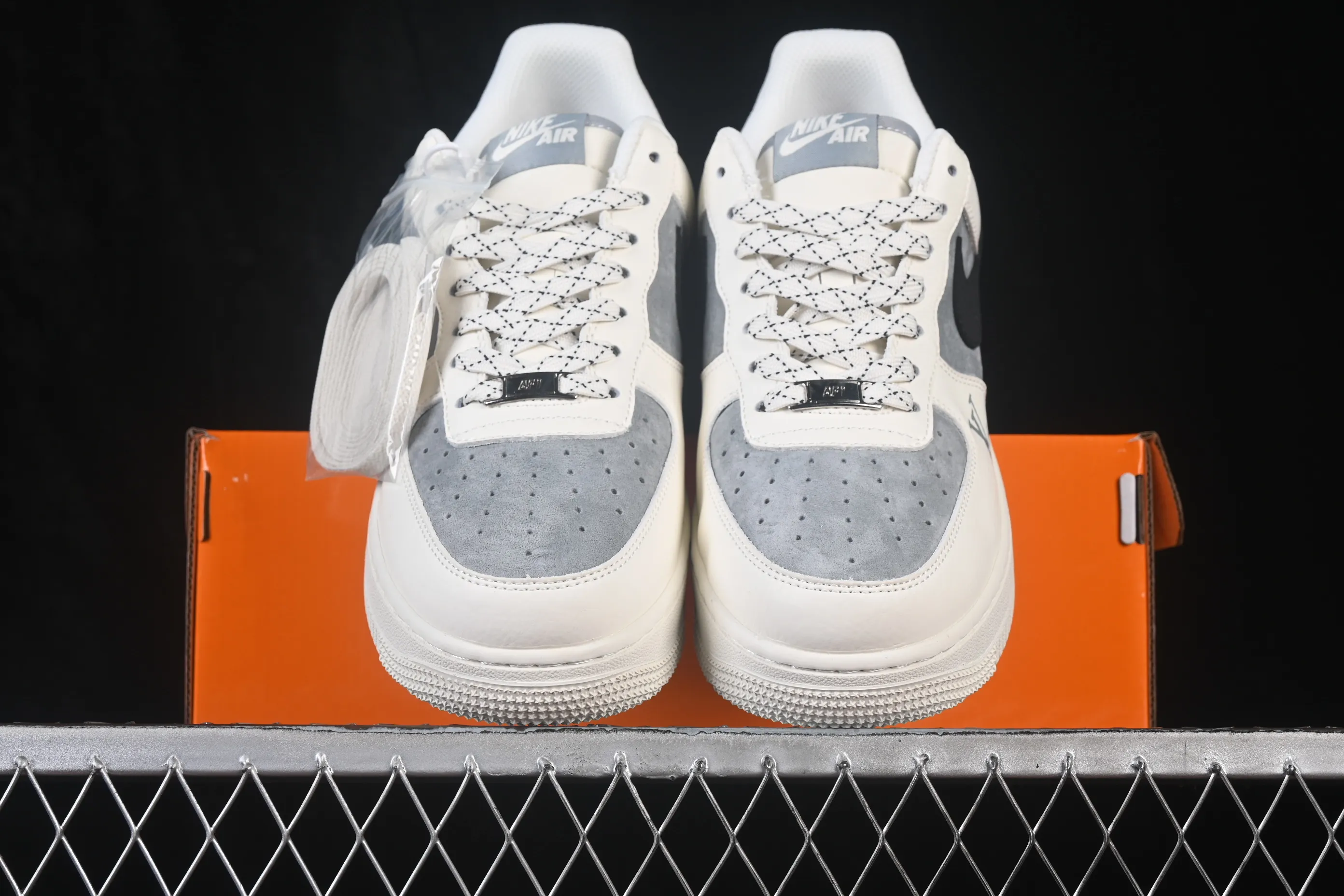 All categories Nk Air Force 1 Air Force series Nk Air Force 1 Low Air Force low-top Nike Air Force 1'07 Low joint model Air Force 1 low-top casual sneakers MM3399-823